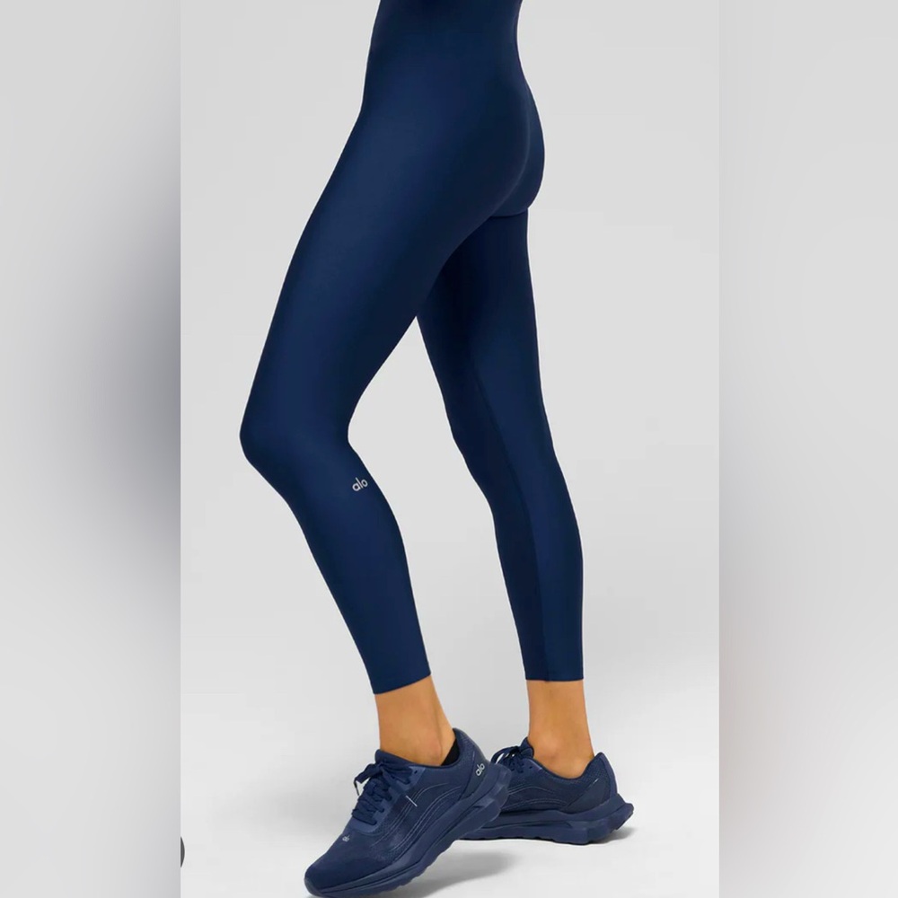 ALO True Navy 7/8 Airlift High Waist Leggings Size M